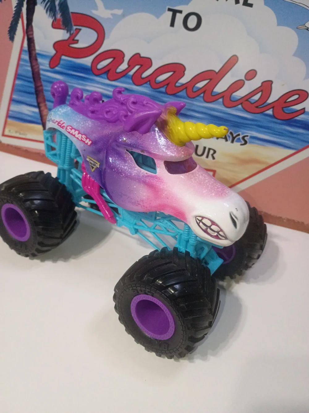 Sparkle Smash Unicorn Monster Truck - Purple & Pink 1:24 Scale